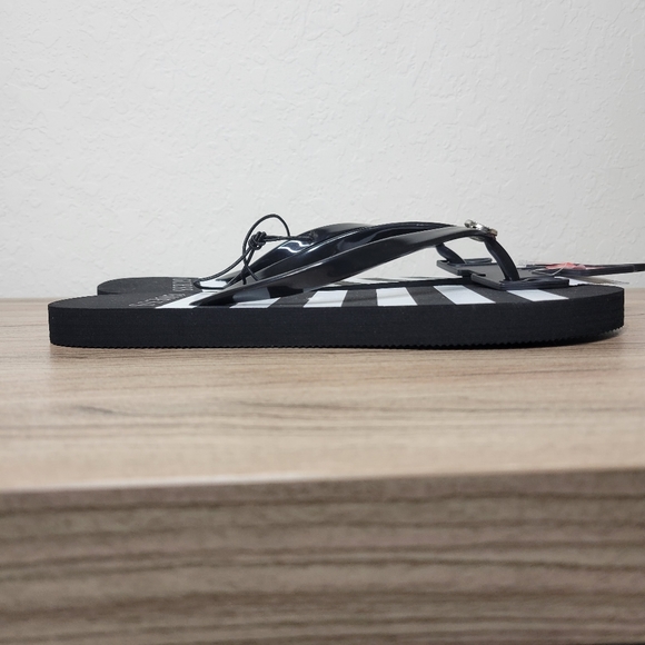 Guess BW stripes thong sandals - Picture 4 of 4